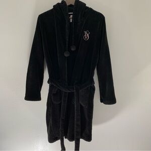 VICTORIA’S SECRET robe with hood